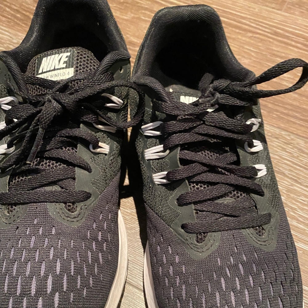 NIKE Running Shoes - Excellent condition